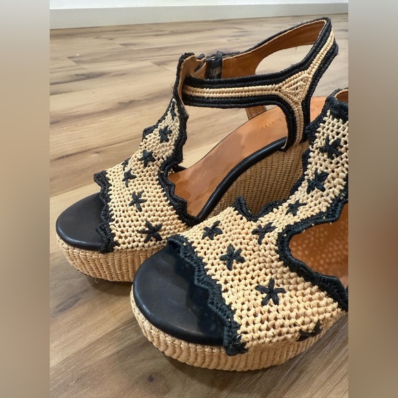 Clergerie Dara Raffia Platform Wedge Sandals - Picture 5 of 9